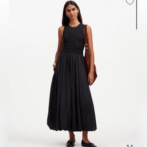 Madewell the Melody Bubble-Hem Smocked Midi
Dress in Poplin